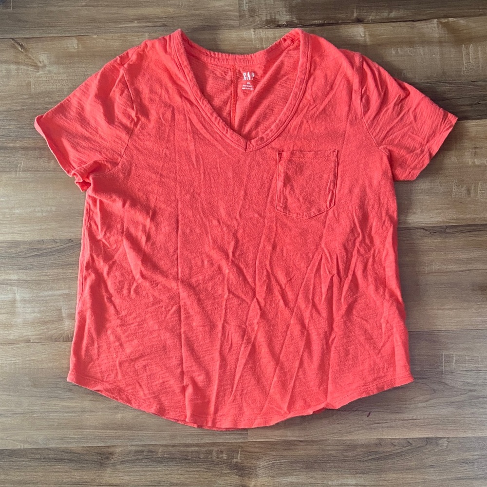 Old Navy Coral V-Neck Tee